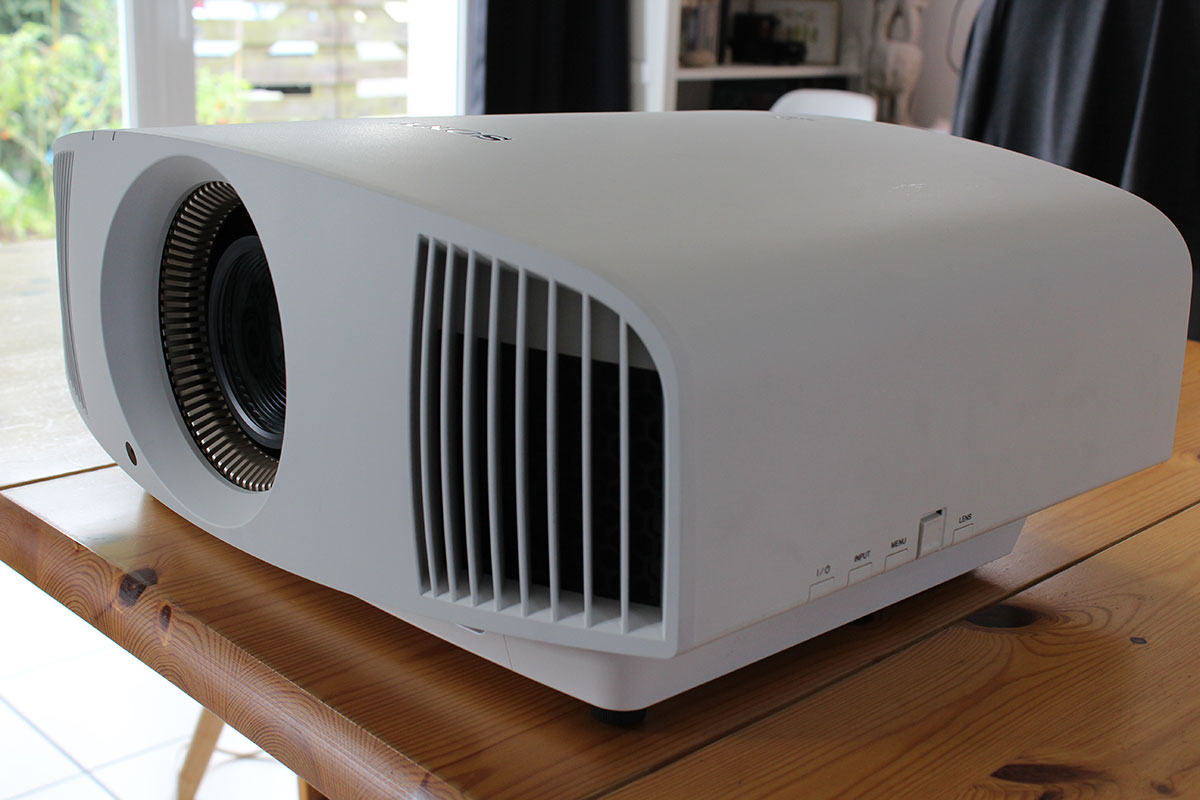 SONY VPL-XW5000ES