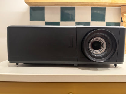 OPTOMA UHZ55