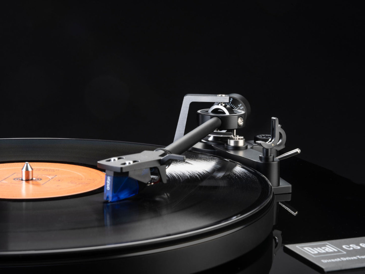 DUAL CS 618 Q Noir Laqué